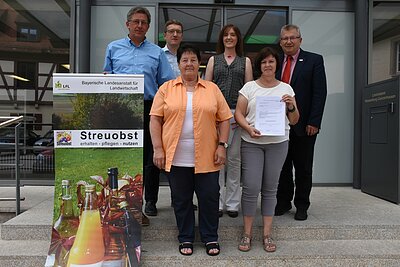 Erster Förderbescheid für den Obst- und Gartenbauverein Nennslingen